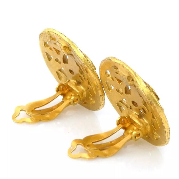 Auth CHANEL Vintage CC Logo Clip on Earrings Gold Metal - e59966a - Picture 3 of 8